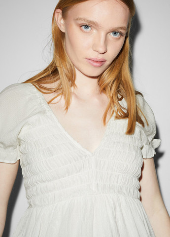 Молочная блуза C&A