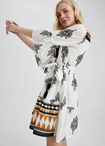 Комбинированное кэжуал платье клеш DeFacto с рисунком