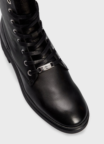 Осенние ботинки берцы Calvin Klein с тиснением