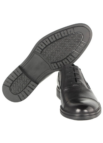 Черные мужские классические туфли 196478 Cosottinni на шнурках