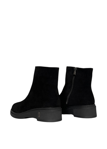 Зимние ботинки Meego со стразами из натуральной замши