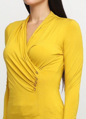 Желтая демисезонная блуза на запах Sassofono