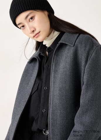 Серая демисезонная куртка куртка-пиджак Uniqlo