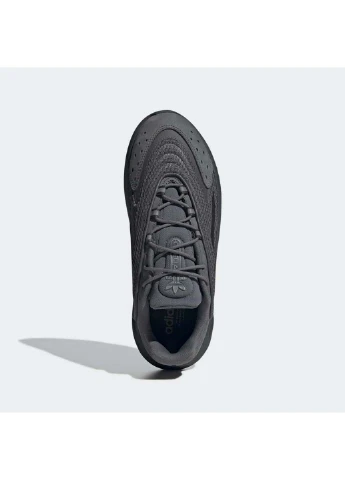 Черные демисезонные кроссовки adidas