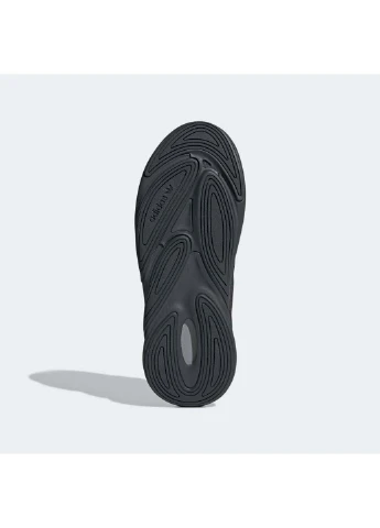 Черные демисезонные кроссовки adidas