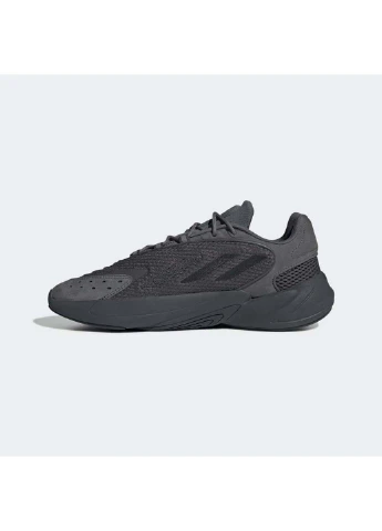 Черные демисезонные кроссовки adidas