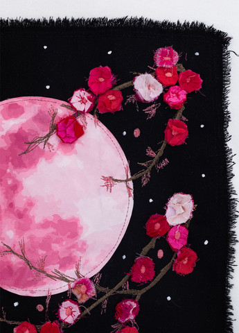 Білий світшот Nora Kvittin однотонний нашивки, вишивка, аплікація (301079855)