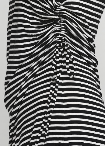 Черно-белое кэжуал платье платье-футболка Gap в полоску