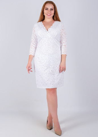 Белое коктейльное платье Seam фактурное