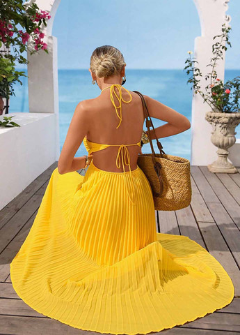 Желтое праздничный, кэжуал платье плиссированное, с открытой спиной SHEIN однотонное