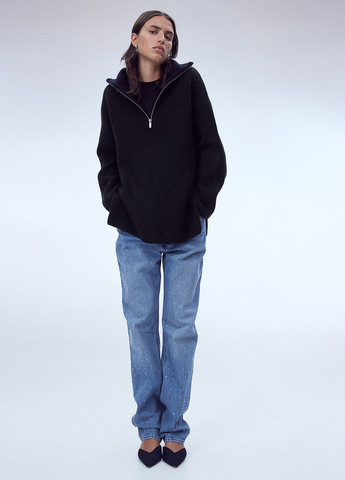 Чорний зимовий светр H&M