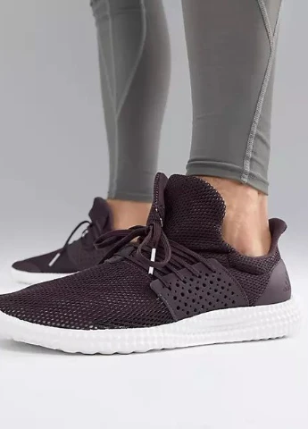 Сливовые демисезонные кроссовки adidas