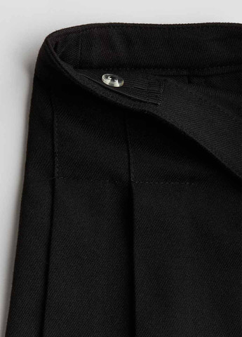 Черная кэжуал однотонная юбка H&M а-силуэта (трапеция)