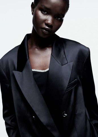 Черный женский жакет H&M однотонный - демисезонный