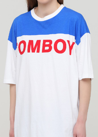 Белая летняя футболка Tom Boy