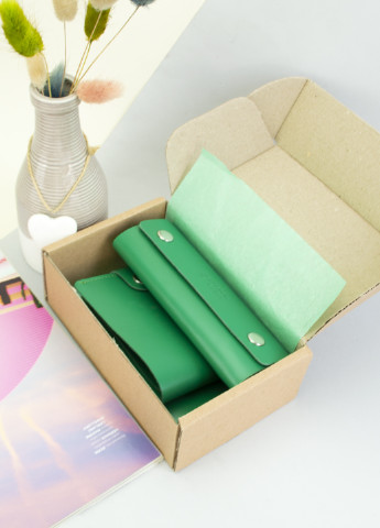 Подарочный женский набор №62: обложка на паспорт + ключница + портмоне (зеленый) HandyCover (253919546)