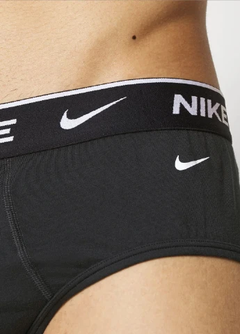Трусы Nike (198442637)