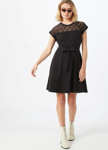 Черное кэжуал платье клеш Only однотонное