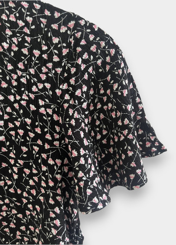 Чорна блуза з баскою Monki