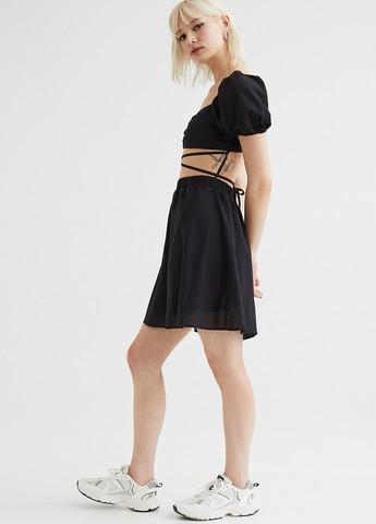 Чорна кежуал сукня H&M однотонна