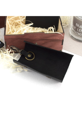 Чоловічий подарунковий набір в коробці №46 чорний (ключниця, обкладинка на документи і паспорт) HandyCover (227723568)