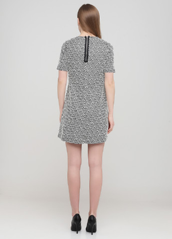 Серое кэжуал платье а-силуэт H&M с геометрическим узором