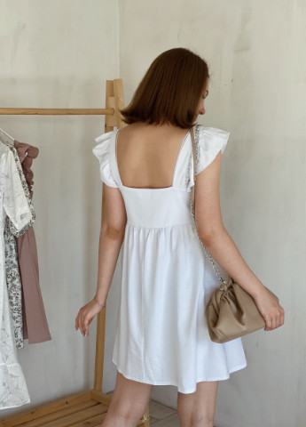 Белое кэжуал платье из льна с рюшами на плечах "будапешт" romashka, белый, xs|s 9605 Ромашка однотонное
