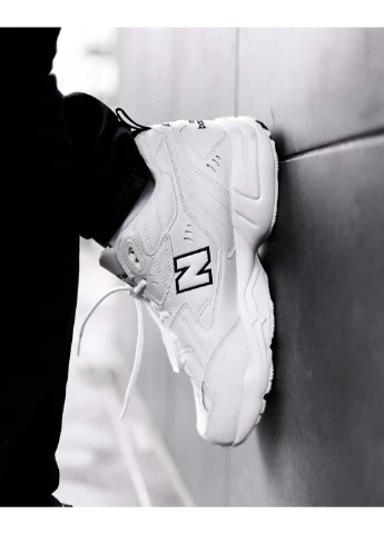 Білі кросівки демісезон New Balance