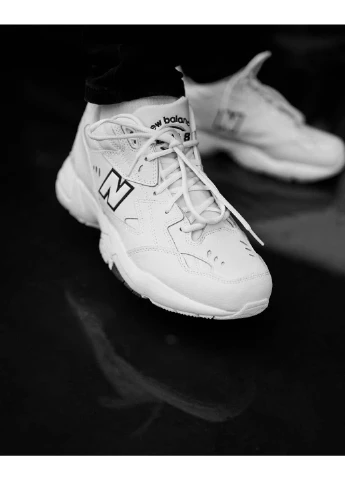 Білі кросівки демісезон New Balance