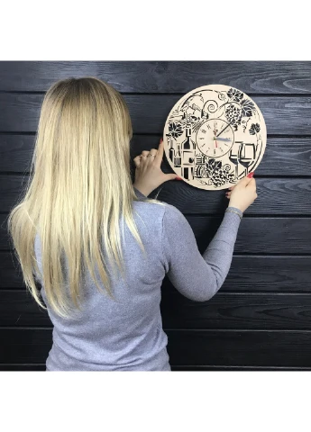 Тематичний інтер`єрний настінний годинник безшумний «Вино» 7Arts (253566197)