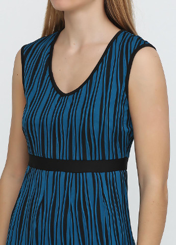 Синее кэжуал платье футляр Mark с абстрактным узором