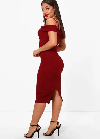 Бордова коктейльна плаття, сукня Boohoo однотонна