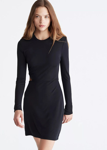Черное кэжуал платье футляр Calvin Klein однотонное