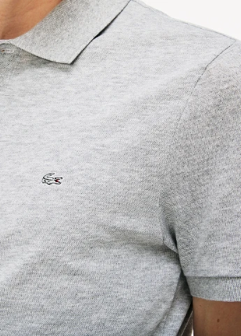 Светло-серая футболка-поло для мужчин Lacoste с логотипом