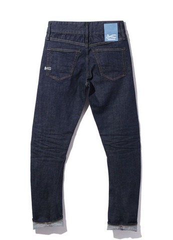 Темно-синие демисезонные зауженные джинсы Denham