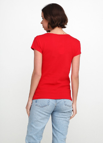 Красная летняя футболка OTTODIX