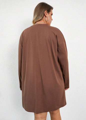 Коричневое кэжуал платье SHEIN с надписью