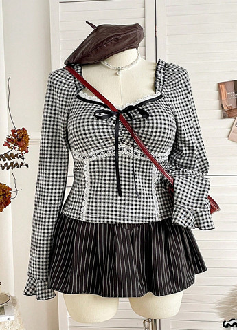 Чорно-біла блуза SHEIN