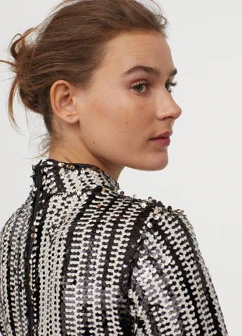 Чёрно-белую блуза H&M Basic