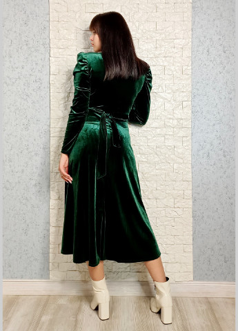 Зеленое кэжуал платье а-силуэт di classe однотонное