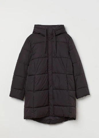 Черная зимняя куртка H&M
