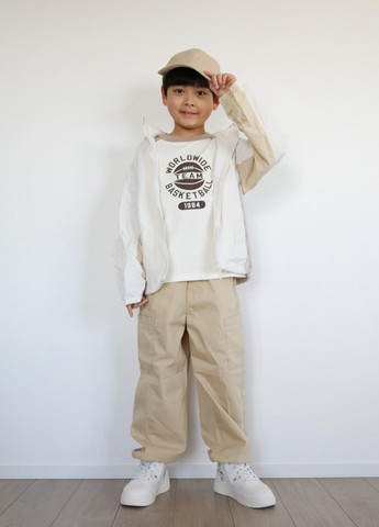 Молочна демісезонна куртка Uniqlo