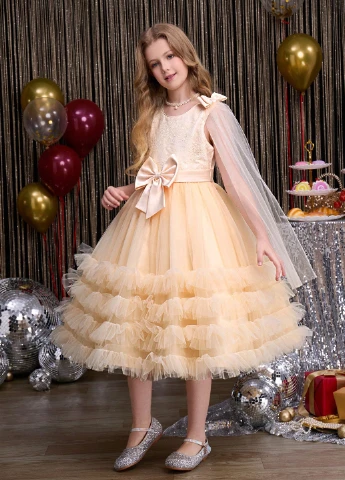 Кремовое платье SHEIN (325532968)