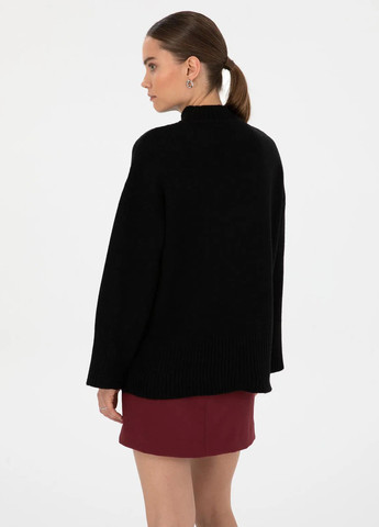 Черный демисезонный свитер Pierre Cardin