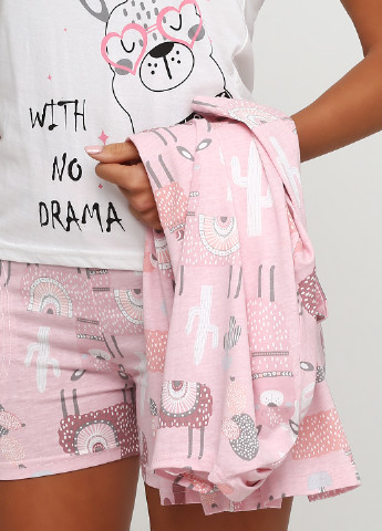 Розовая всесезон пижама (халат, майка, шорты, тапочки) майка + шорты Pijamoni