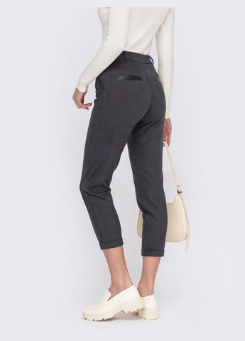 завужені штани із замші з підворотами темно-сірі Dressa (261853376)