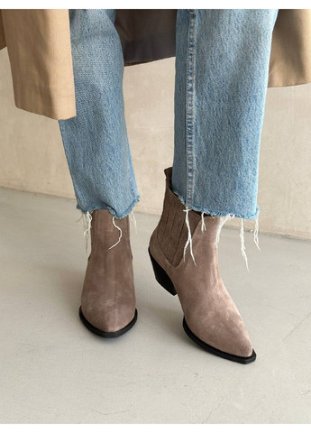 Осенние женские замшевые казаки на каблуке 41 VZUTIK