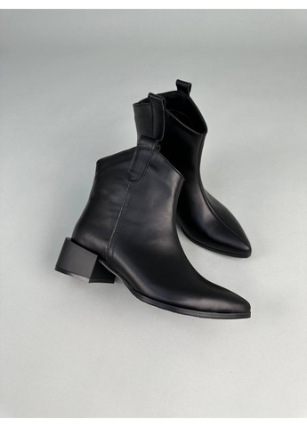 Жіночі шкіряні козаки на підборах 39 VZUTIK (262378543)