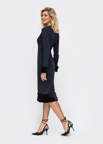 Темно-серое темно-серое платье приталенного силуэта с бархатной отделкой Dressa