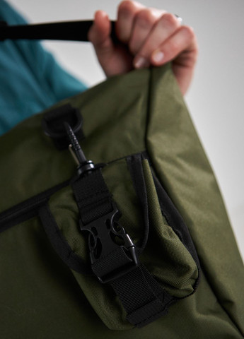 Винтажная наплечная сумка мессенджер под ноутбук 15,6" и бумаги формата A4, цвет хаки No Brand Mac 15.6 (262453917)